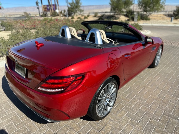 Used-2019-Mercedes-Benz-SLC-SLC-300