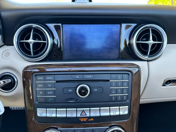 Used-2019-Mercedes-Benz-SLC-SLC-300