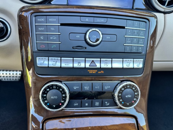 Used-2019-Mercedes-Benz-SLC-SLC-300