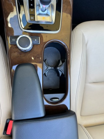 Used-2019-Mercedes-Benz-SLC-SLC-300