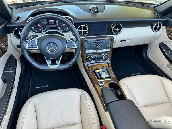Used-2019-Mercedes-Benz-SLC-SLC-300