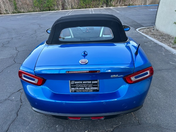 Used-2017-Fiat-124-Spider